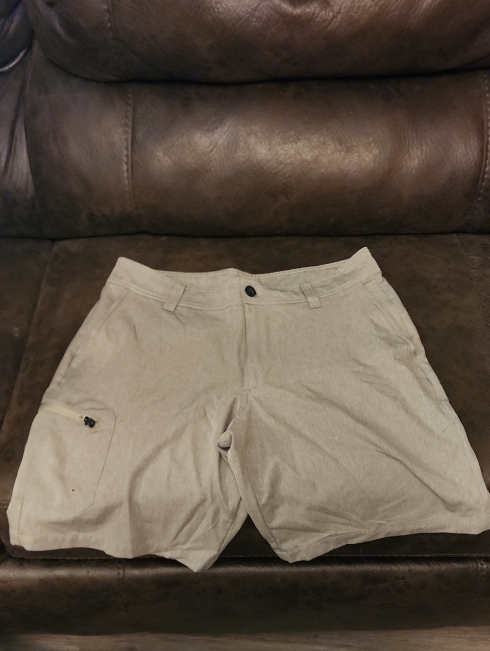 Magellan Outdoors Light Tan Cargo Shorts